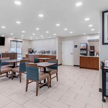 Comfort Inn & Suites Брансвік Екстер'єр фото