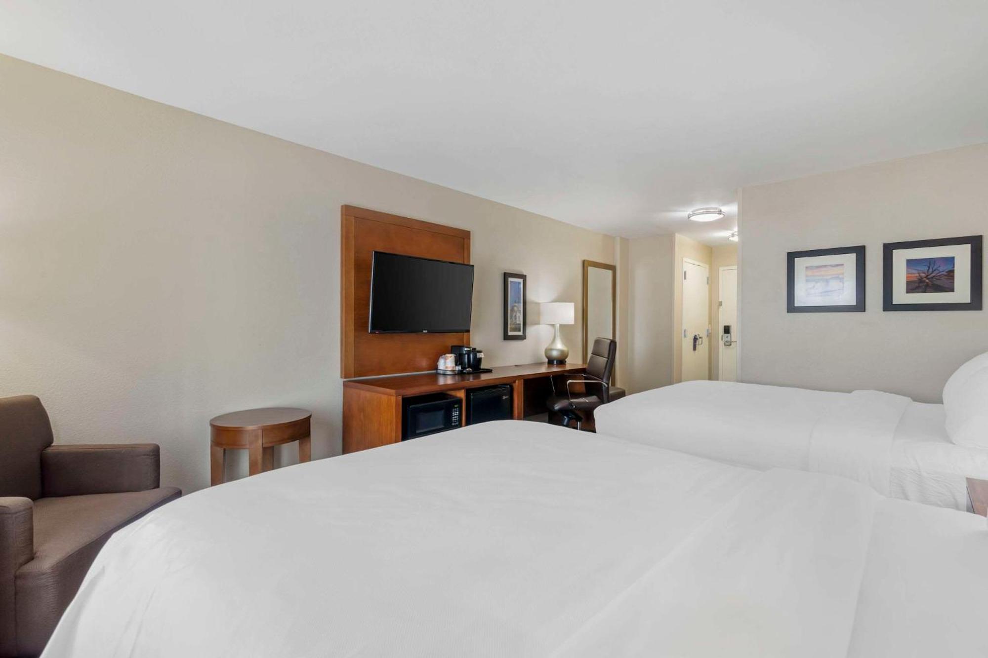 Comfort Inn & Suites Брансвік Екстер'єр фото