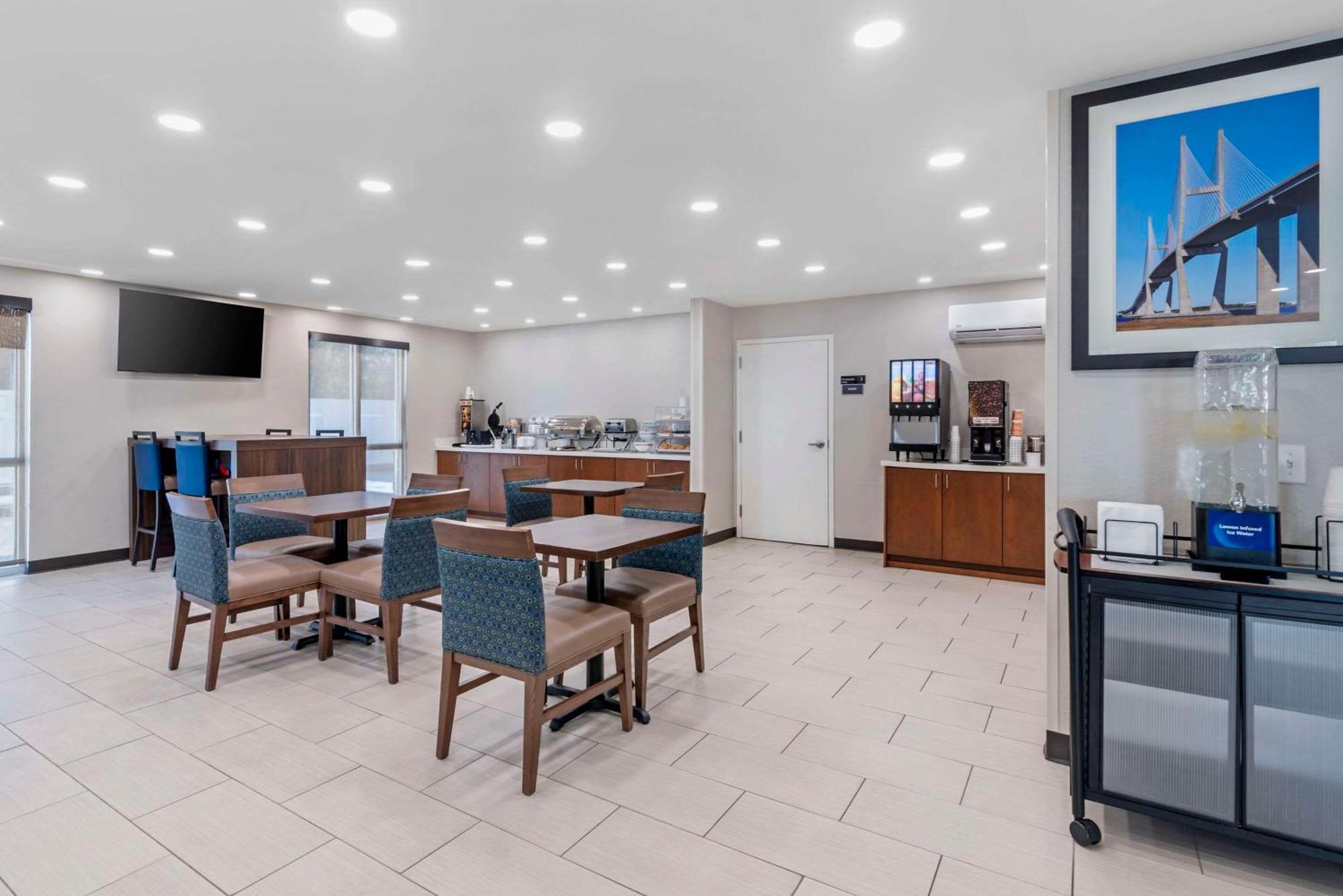 Comfort Inn & Suites Брансвік Екстер'єр фото